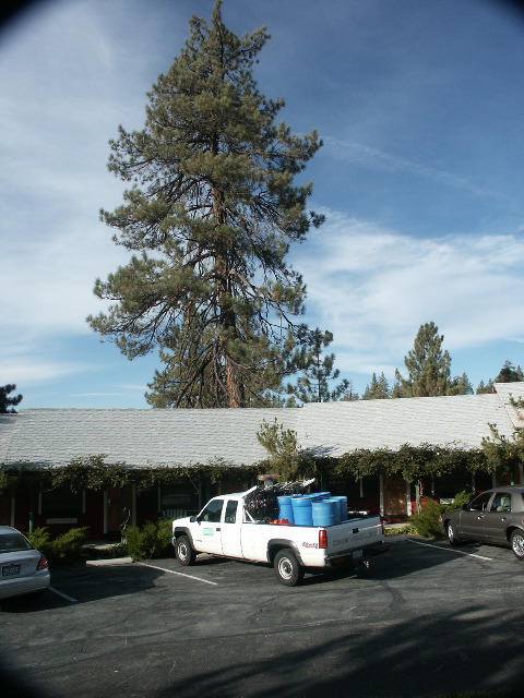 High-res truck rests at the Atipahato hotel